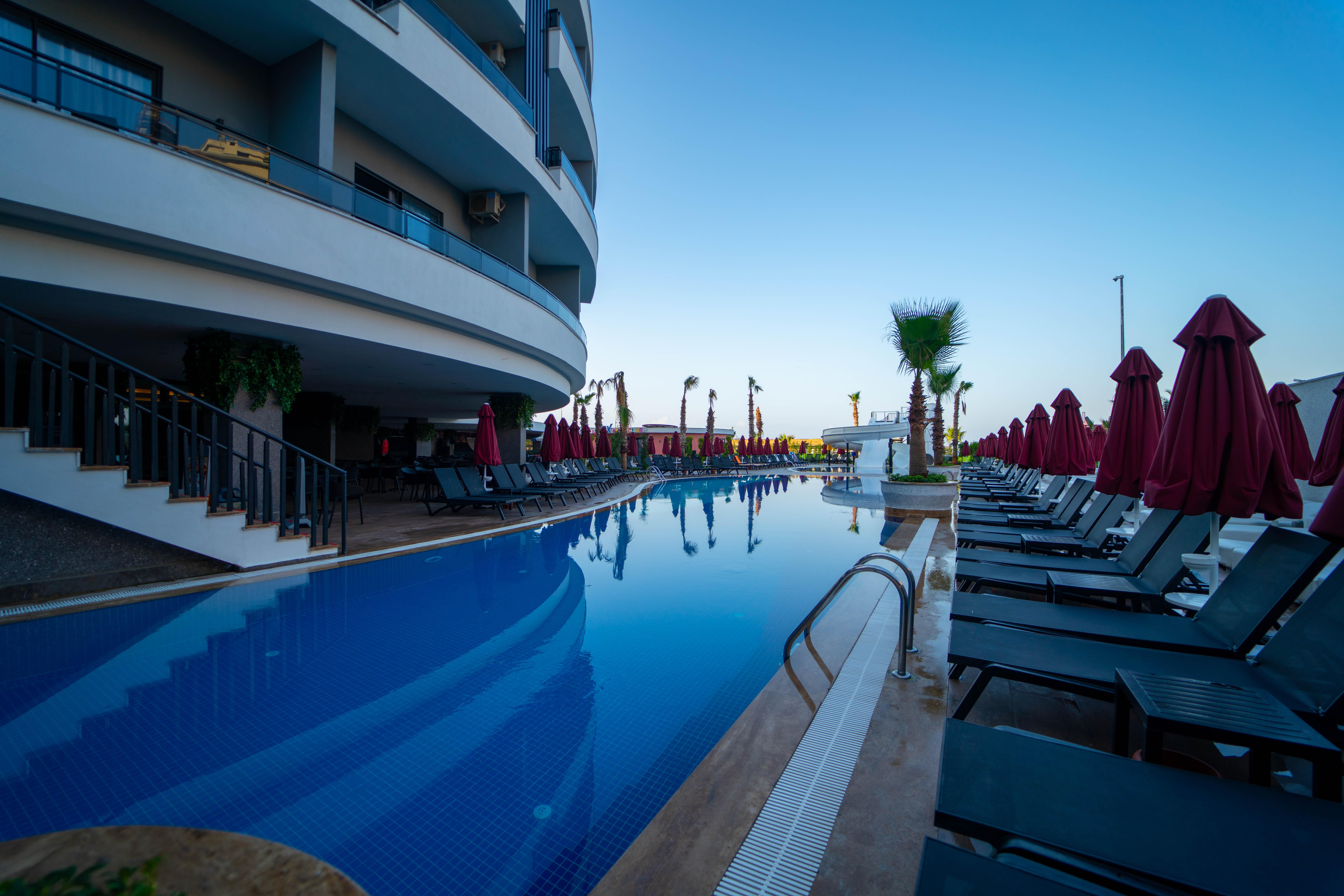 Noxinn Deluxe Hotel Konaklı Екстериор снимка