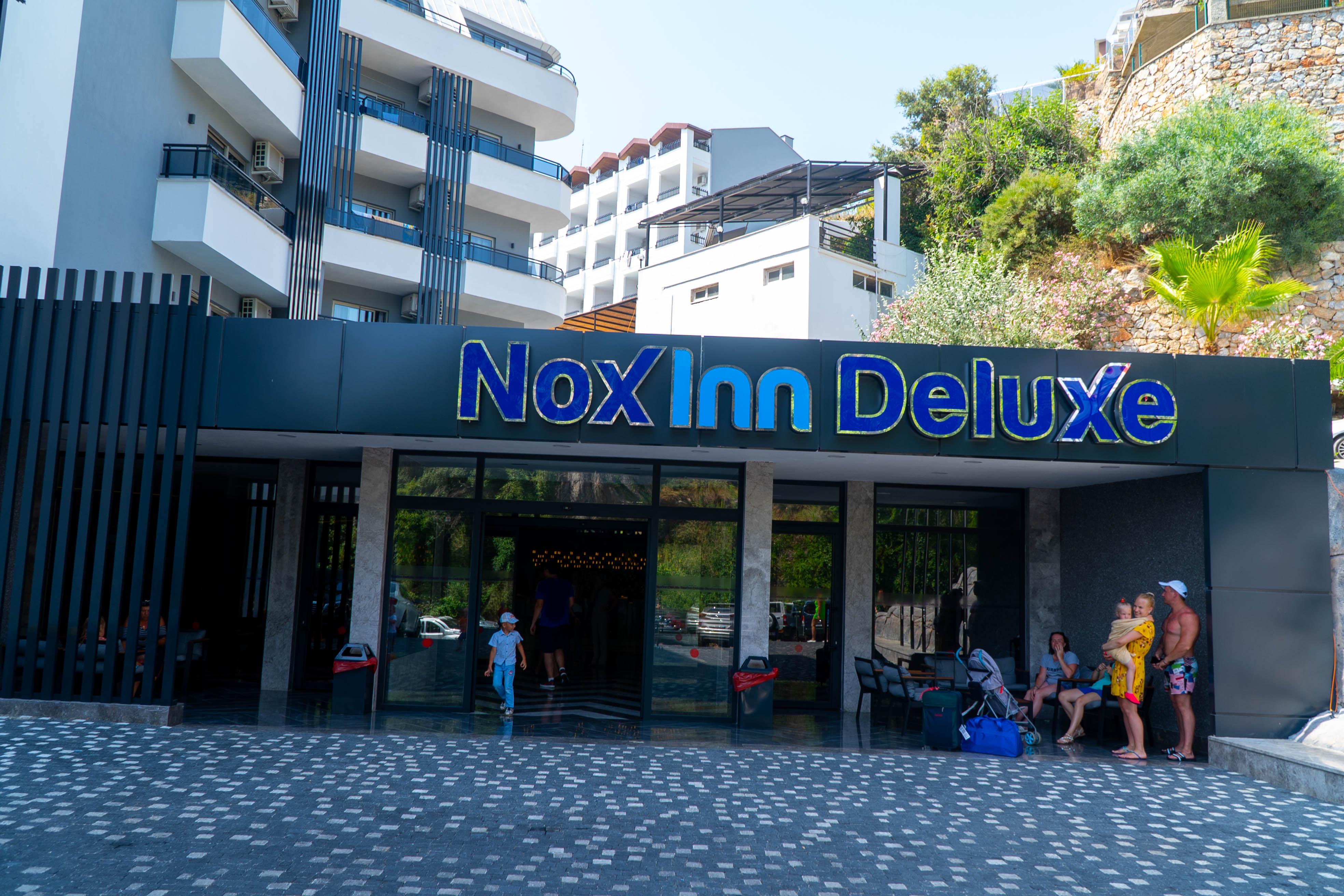 Noxinn Deluxe Hotel Konaklı Екстериор снимка