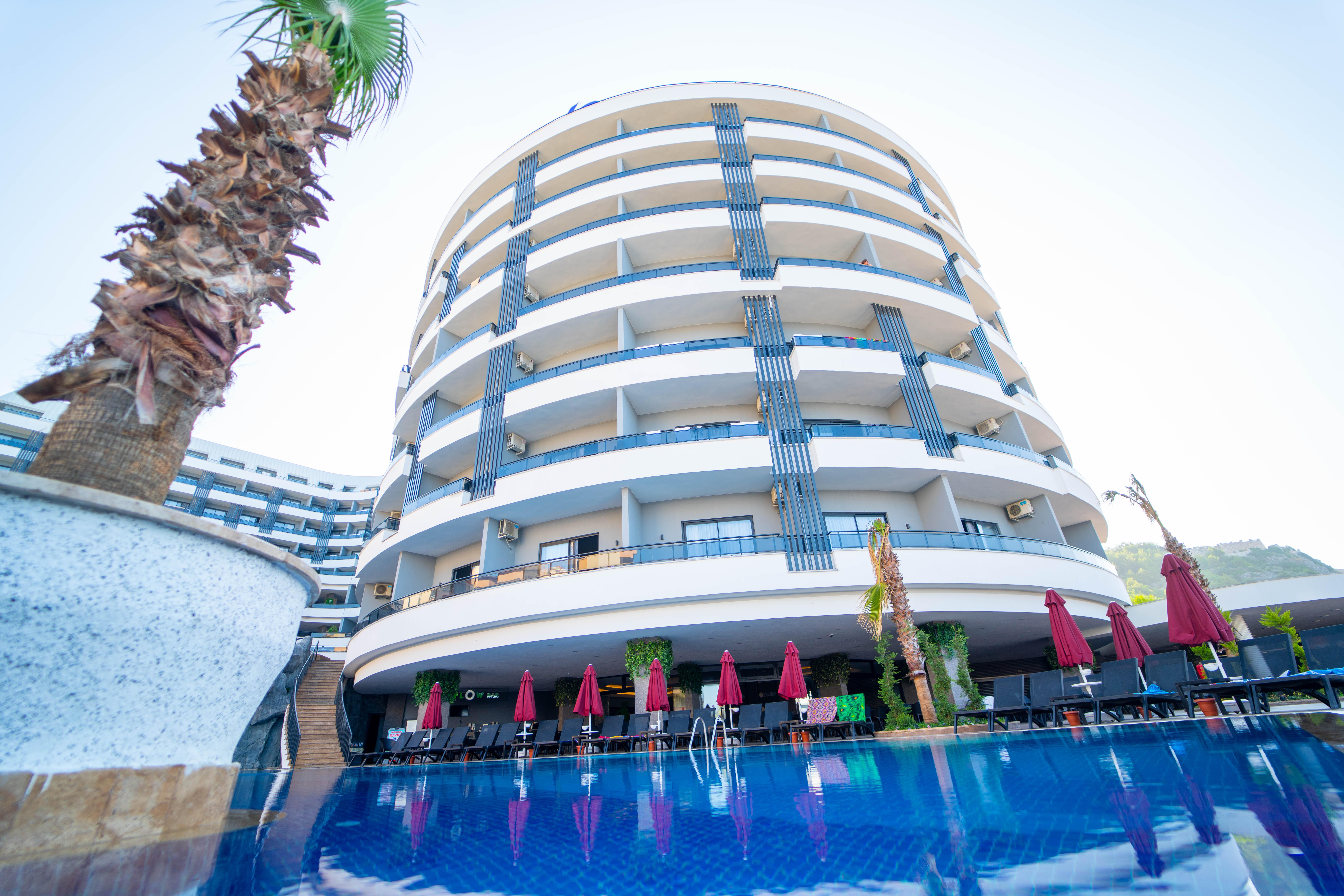 Noxinn Deluxe Hotel Konaklı Екстериор снимка