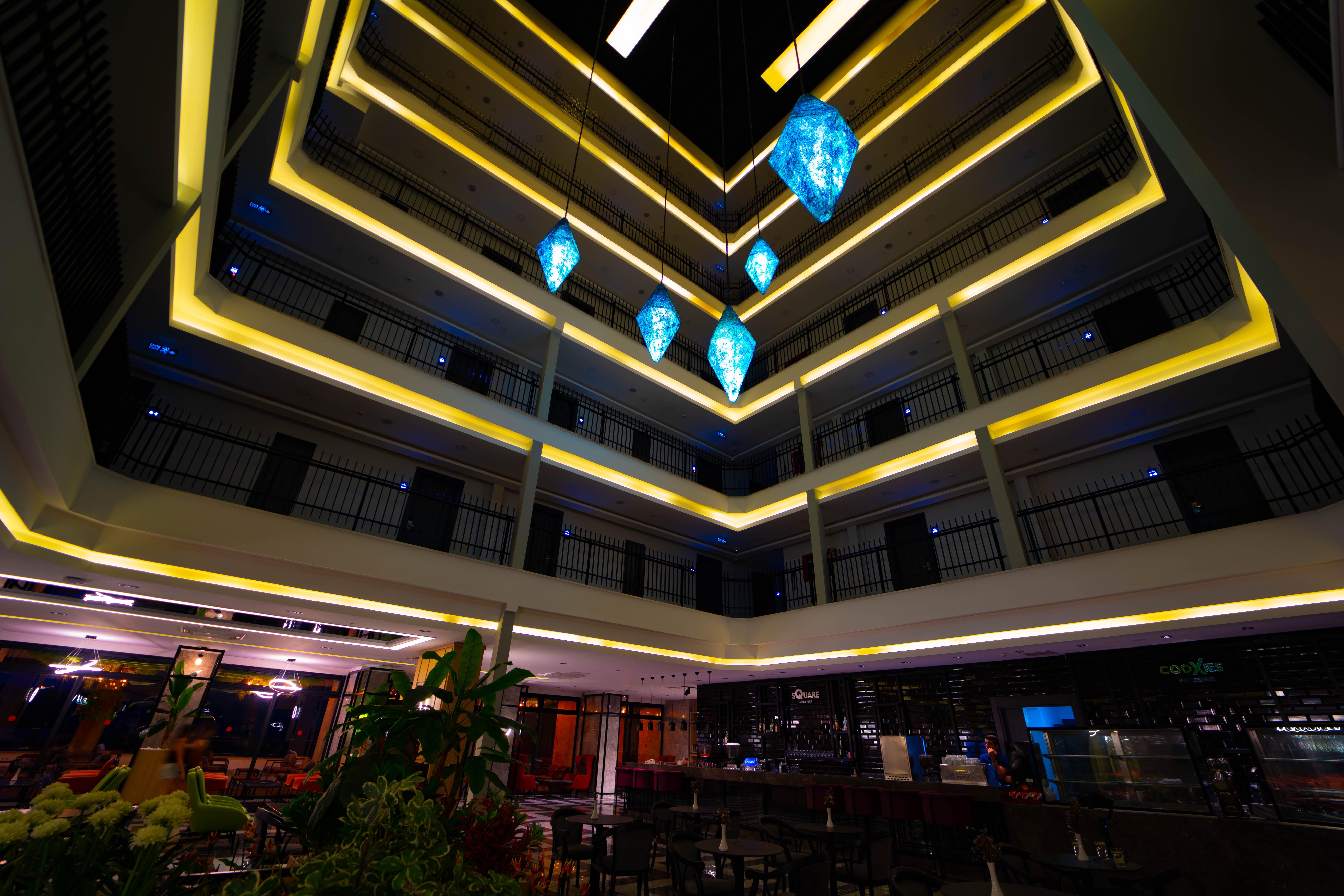 Noxinn Deluxe Hotel Konaklı Екстериор снимка