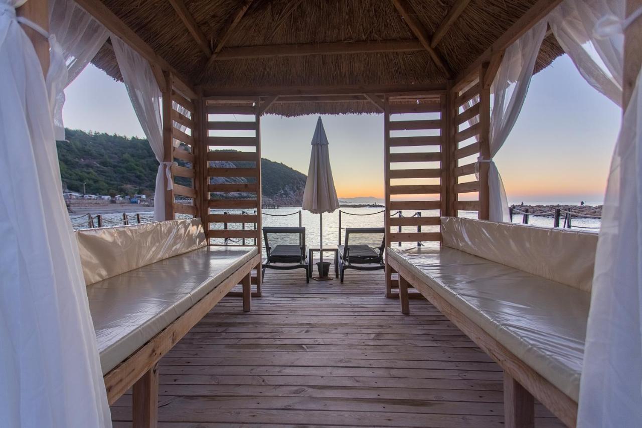Noxinn Deluxe Hotel Konaklı Екстериор снимка