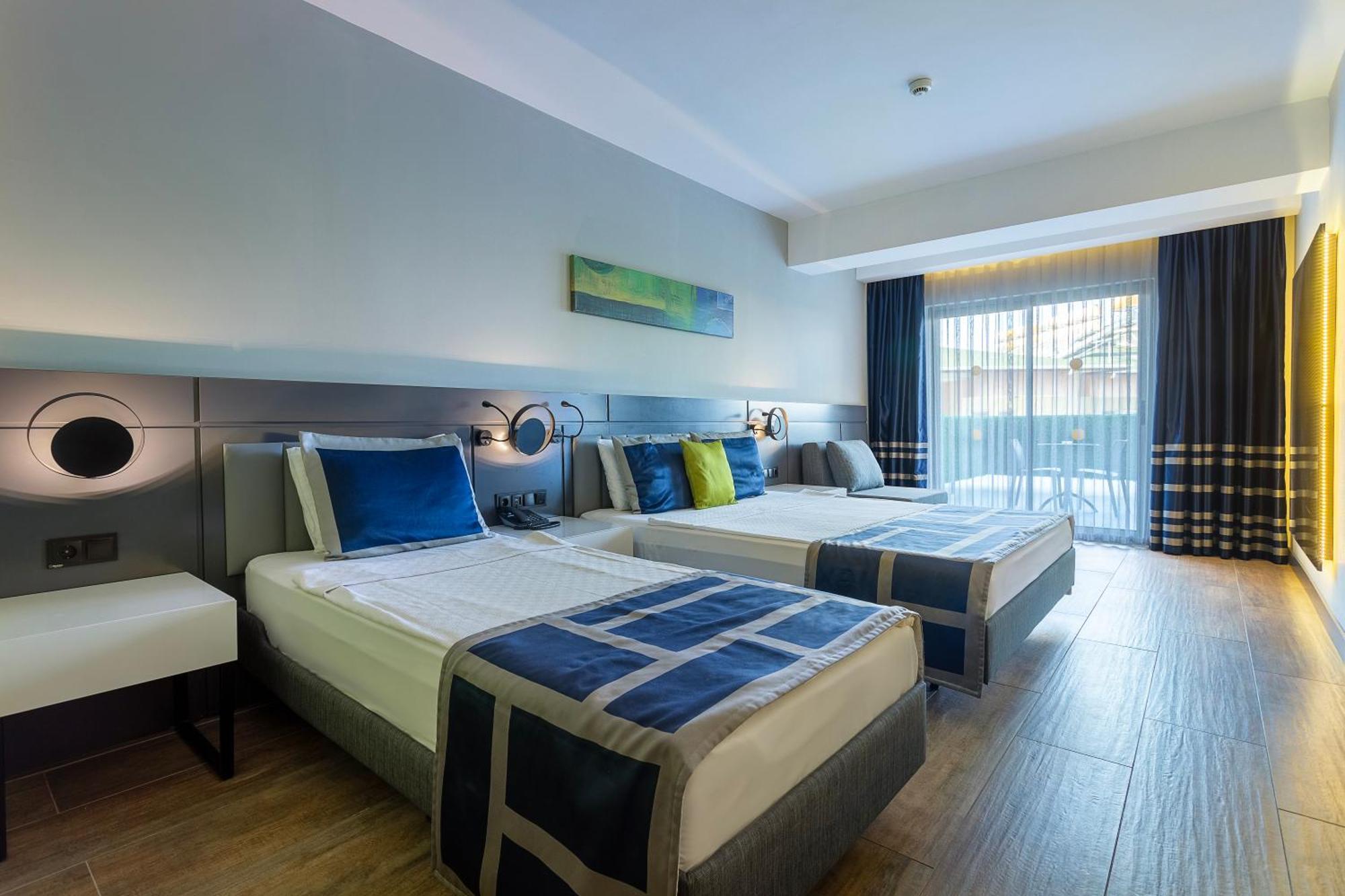 Noxinn Deluxe Hotel Konaklı Екстериор снимка